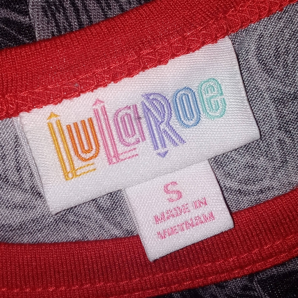 NWT LuLaRoe Randy T-shirt - Picture 2 of 4